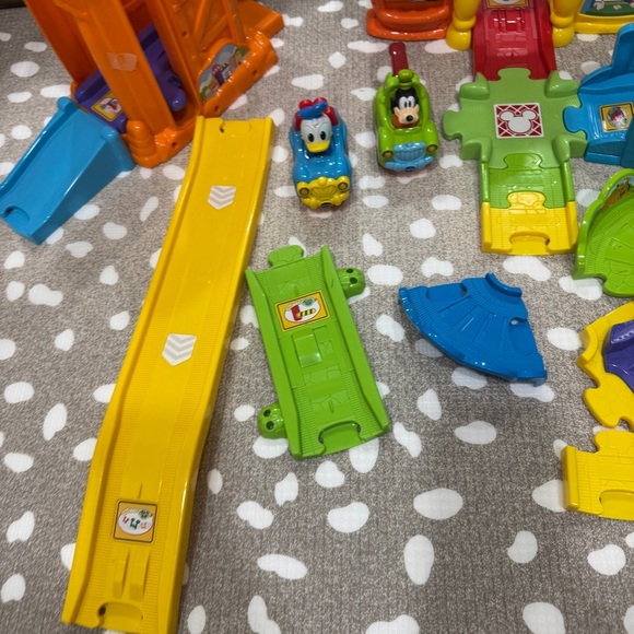 2018 Mickey Mouse Clubhouse train VTech Go! Go! Disney Choo-Choo Express goofy - Picture 3 of 6